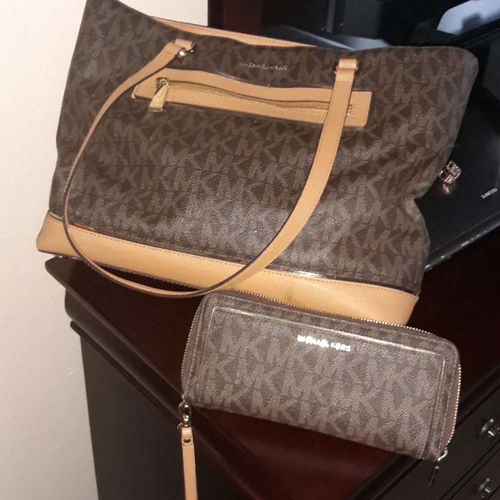 Matching Michael Kors purse and wallet